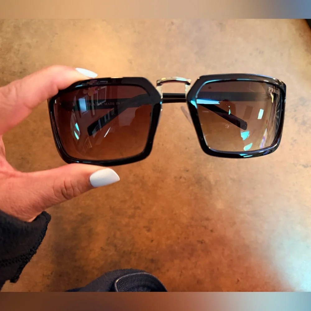 Prada Sunglasses – Black / Brown Gradient Lenses - Picture 7 of 10